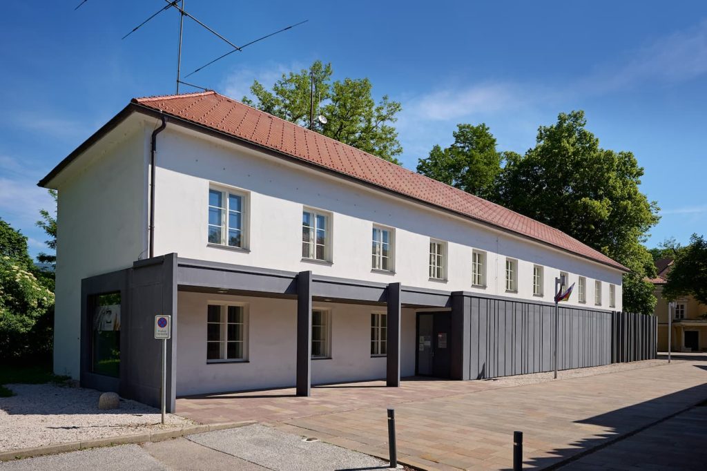 The building of the Ravne na Koroškem Museum, where museum collections and exhibitions preserve the memory of the past and present the cultural heritage of Koroška.