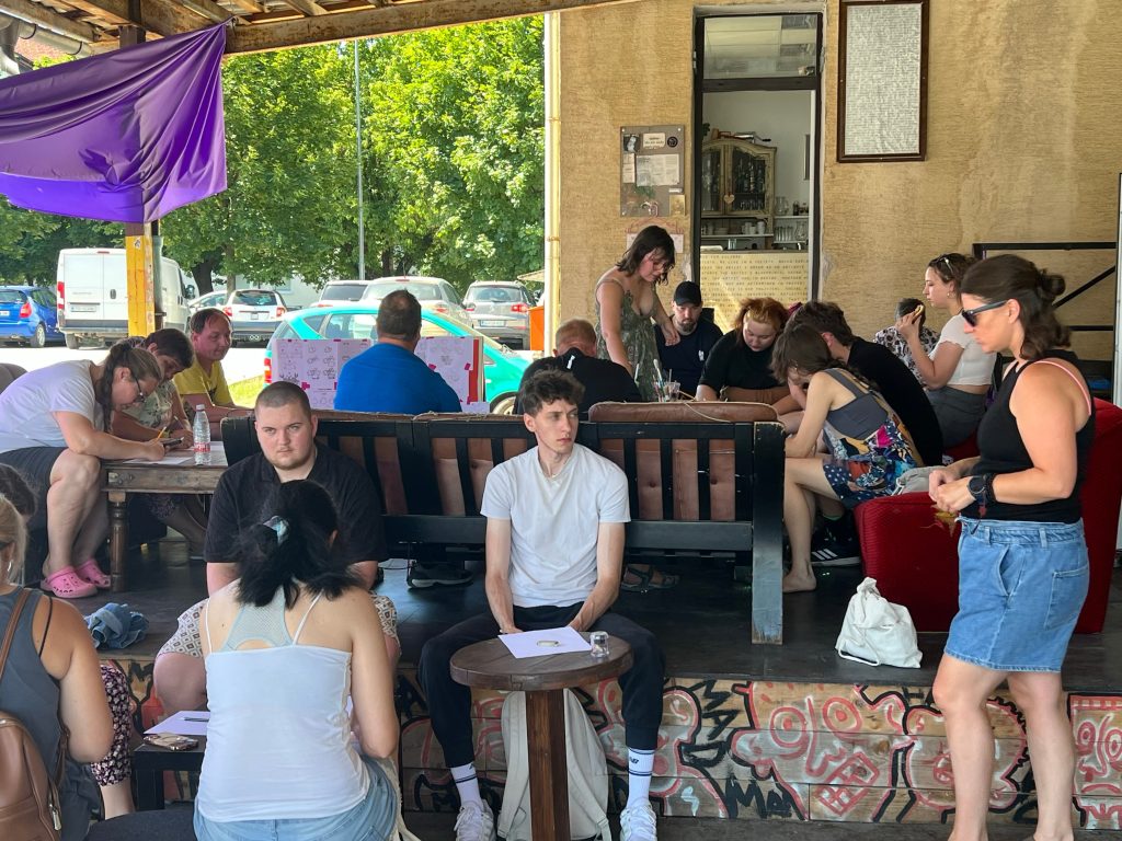 A space for meeting, creating and connecting, where art, culture, ideas and community come together.