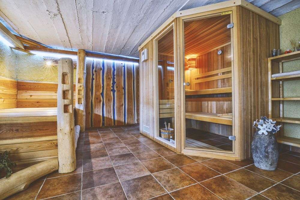 Sprostitev po kolesarskih doživetjih – wellness s savno.