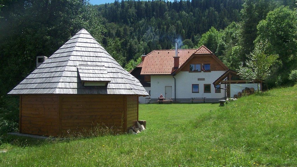 Planinc Mountain Hut