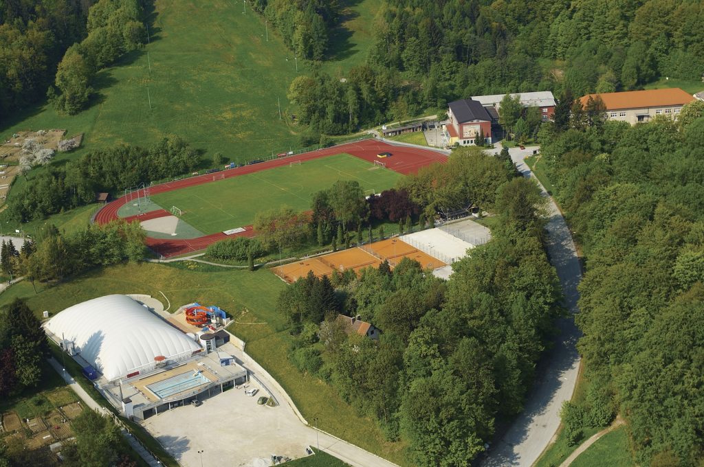 Pogled iz zraka na športno-rekreacijske površine.
