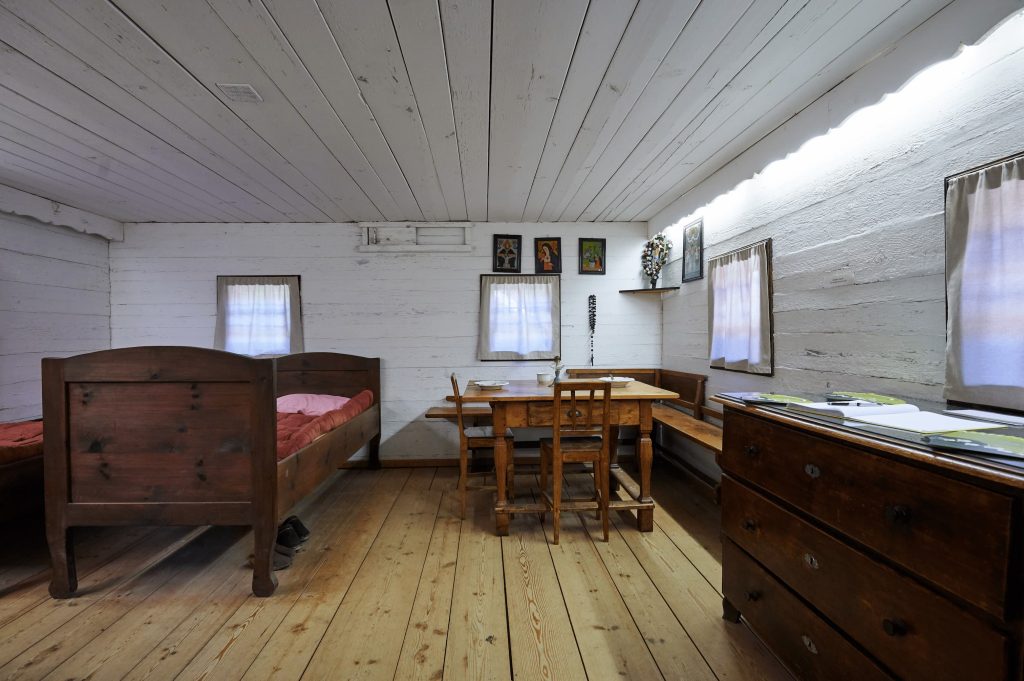 Lovro Kuhar's old homestead - bedroom